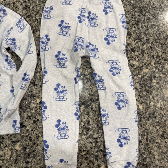 Gap 3T Mickey Pajamas - Picture 2 of 7